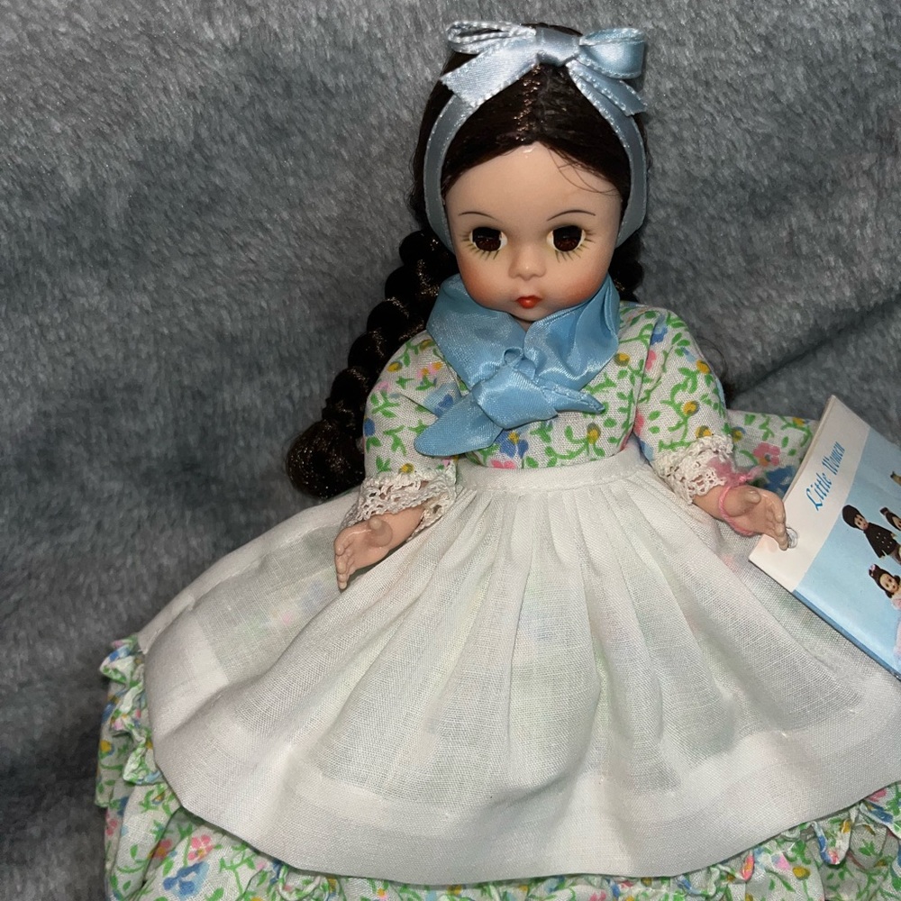 NIB Vintage 1970's Madame Alexander Doll 8” Argentine Argentina 571 w/box - Picture 3 of 9